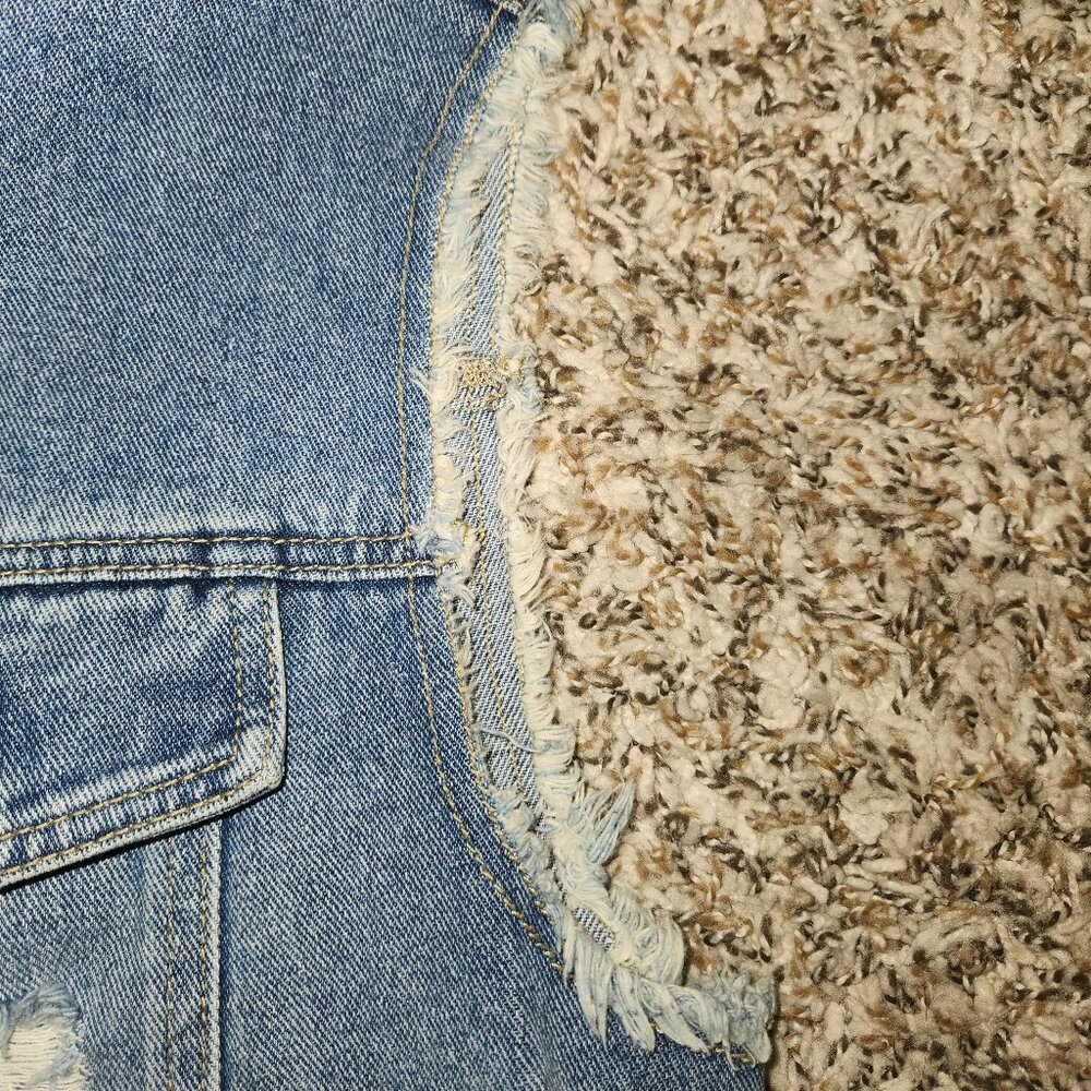 Cleo + Wolf Oversized Embroidered Denim Vest | Medium Wash | Western Boho 🤠 - Picture 12 of 15